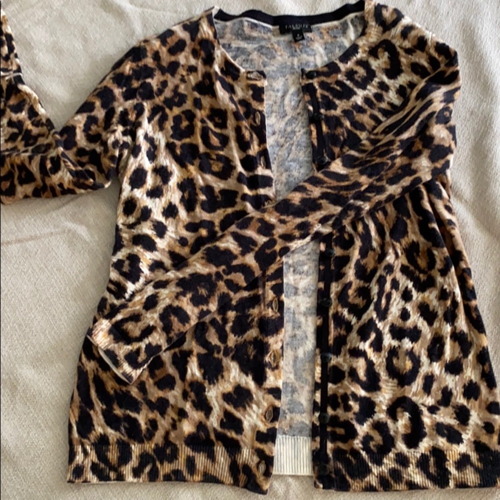 Long sleeve leopard print cardigan